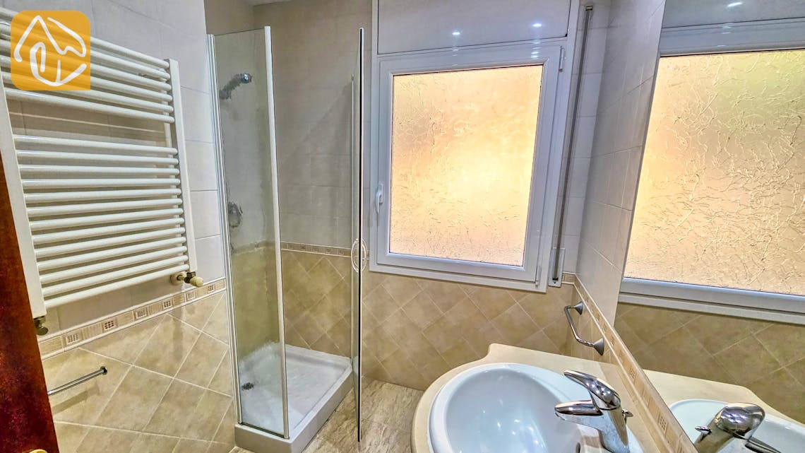 Holiday villas Costa Brava Spain - Villa Marysol - Bathroom