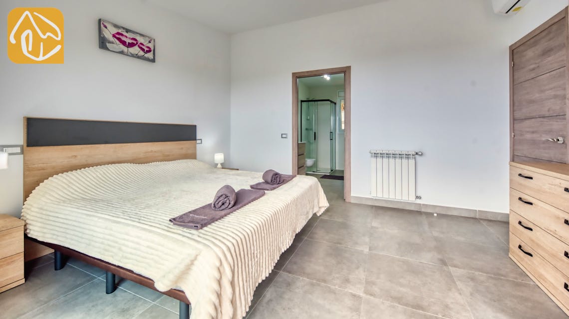 Vakantiehuizen Costa Brava Spanje - Villa BellaVista - Hoofd slaapkamer