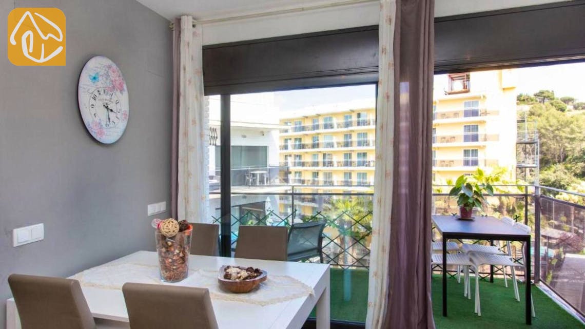 Holiday villas Costa Brava Spain - Apartment Jessica - Dining area